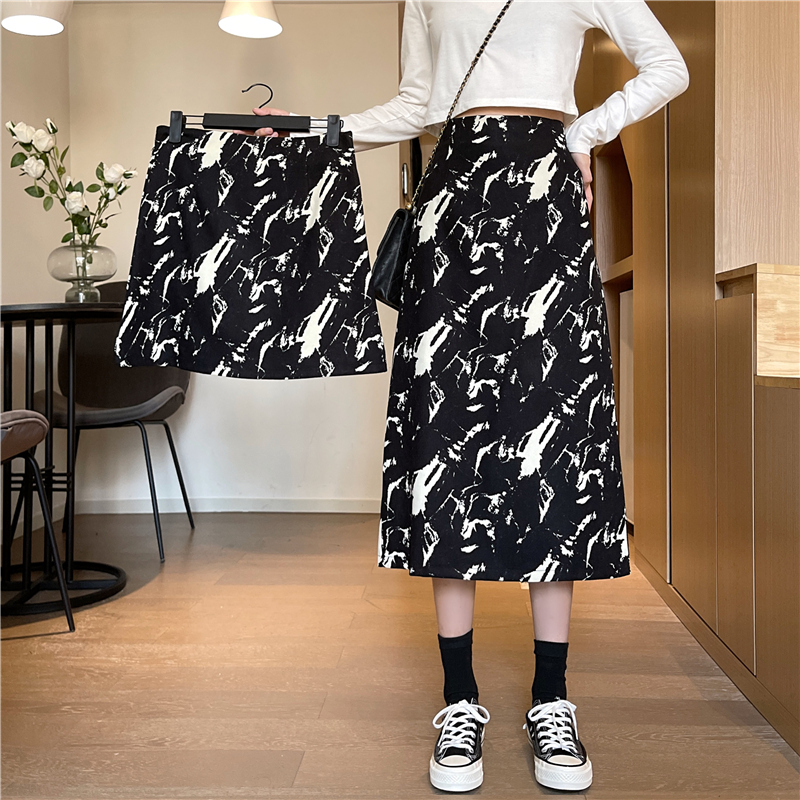 Real photo 2021 Korean fashion high waist short skirt A-line skirt retro design small crowdsourced skirt ink students versatile