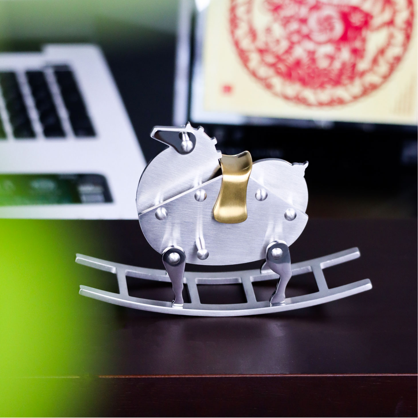 西安东西逍遥马摆件唐富贵金属摇摇马可爱家居创意装饰品工艺礼品