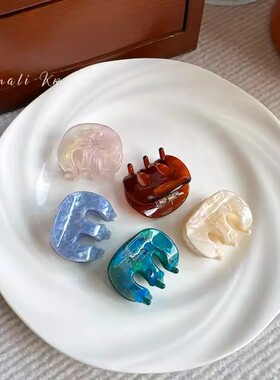 醋酸椭圆M型字母抓夹女高级感2026新款发夹后脑勺发卡夹子头饰品