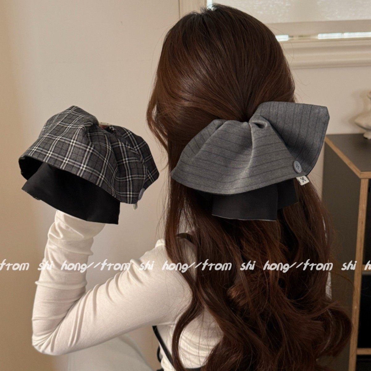 灰色条纹裙摆马尾抓夹女韩系百搭复古头饰后脑勺盘发发夹2026新款,饰品/流行首饰/时尚饰品新,民族风发饰,淘宝优惠券,粉丝福利购,淘宝优惠卷