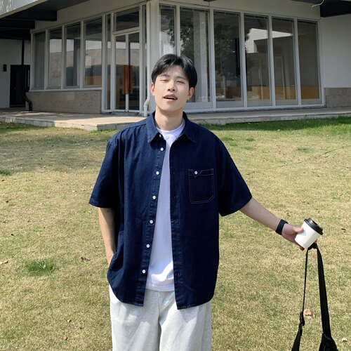 夏季复古蓝色口袋牛仔短袖衬衫男