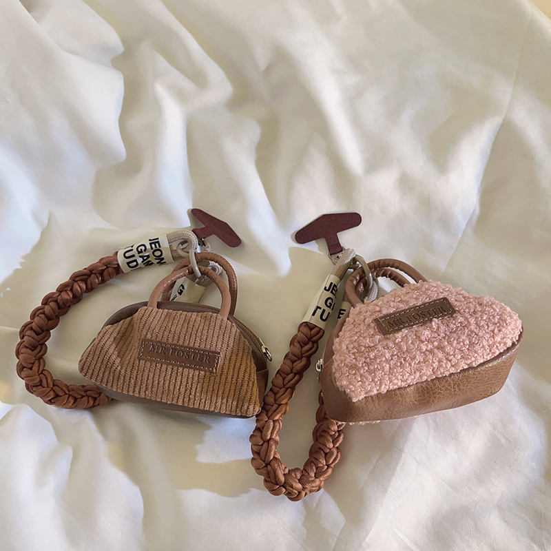 毛绒英文手提包包手机壳挂链