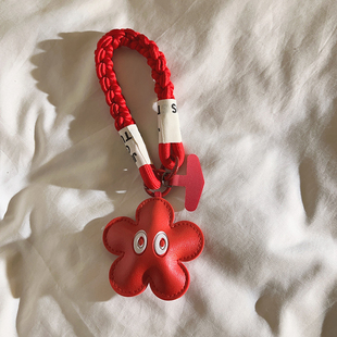高级感时尚趣味卡通皮质红色花朵眼睛挂件编织带尼龙短款挂绳适用于手机壳可爱背包配饰钥匙扣ccd便携手腕带