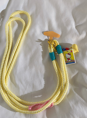 可爱立体黄色KT邮票挂件编织斜跨长绳适用通用手机壳卡通百搭ins女款手机挂饰侧背挂脖户外ccd便携挂绳防丢