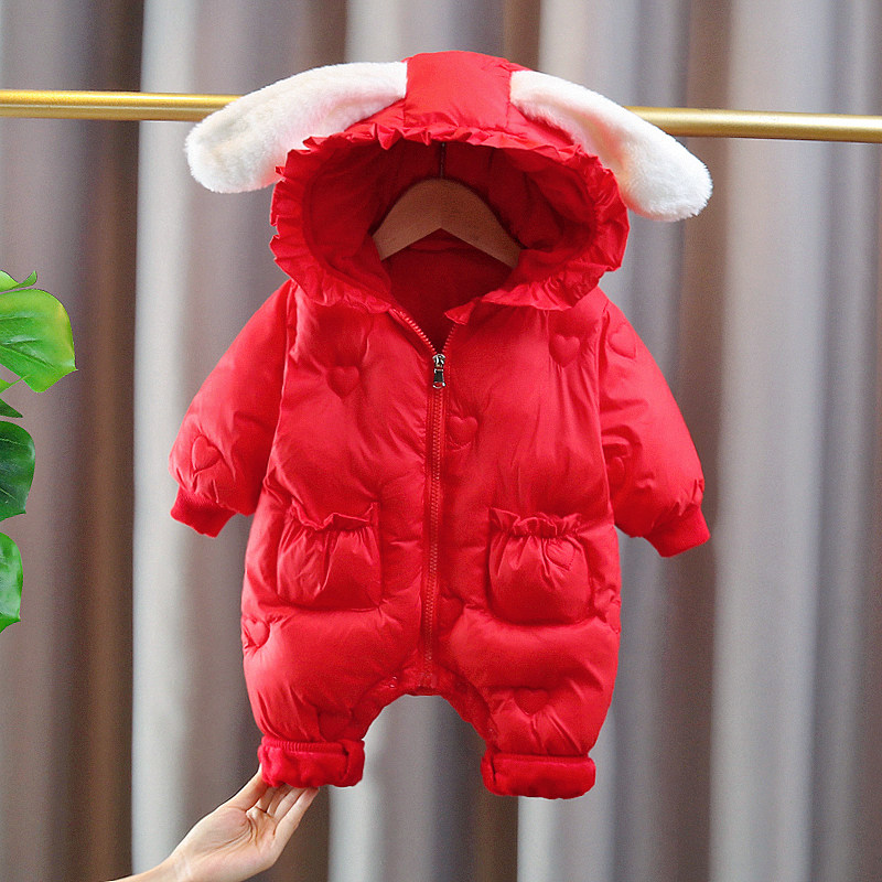 新生婴儿冬季加绒连体衣女宝宝百天拍照周岁礼服满月爬服外出抱衣