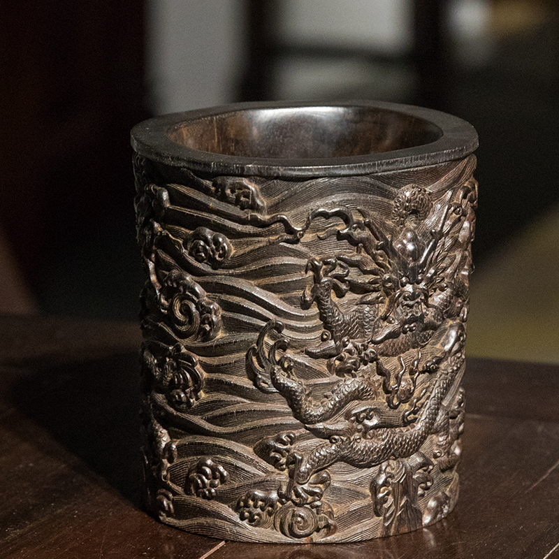 清代紫檀雕戏水龙纹笔筒老物件古董收藏文房雅器小叶紫檀笔筒摆件