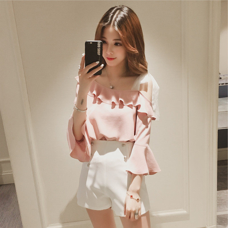 短袖雪紡衫女夏季2019新款韓版荷葉邊系帶露肩喇叭袖很仙的上衣潮在類目 女裝/女士精品, 蕾絲衫/雪紡衫中 - 來自Buy2taobao.com提供專業的淘寶代購服務