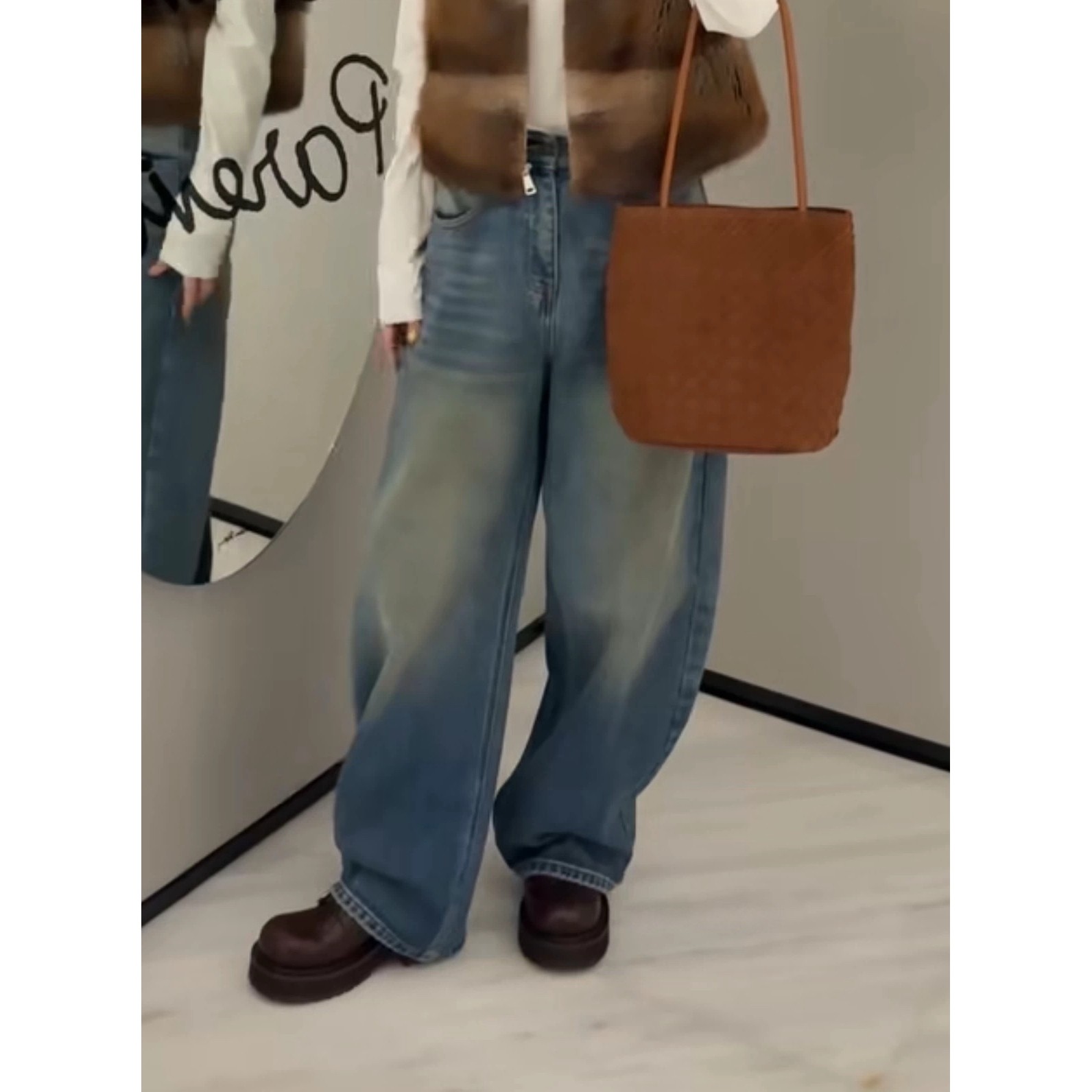 现货诗歌兰C18171美式街头复古休闲弯刀裤薄绒牛仔裤女2025冬季新