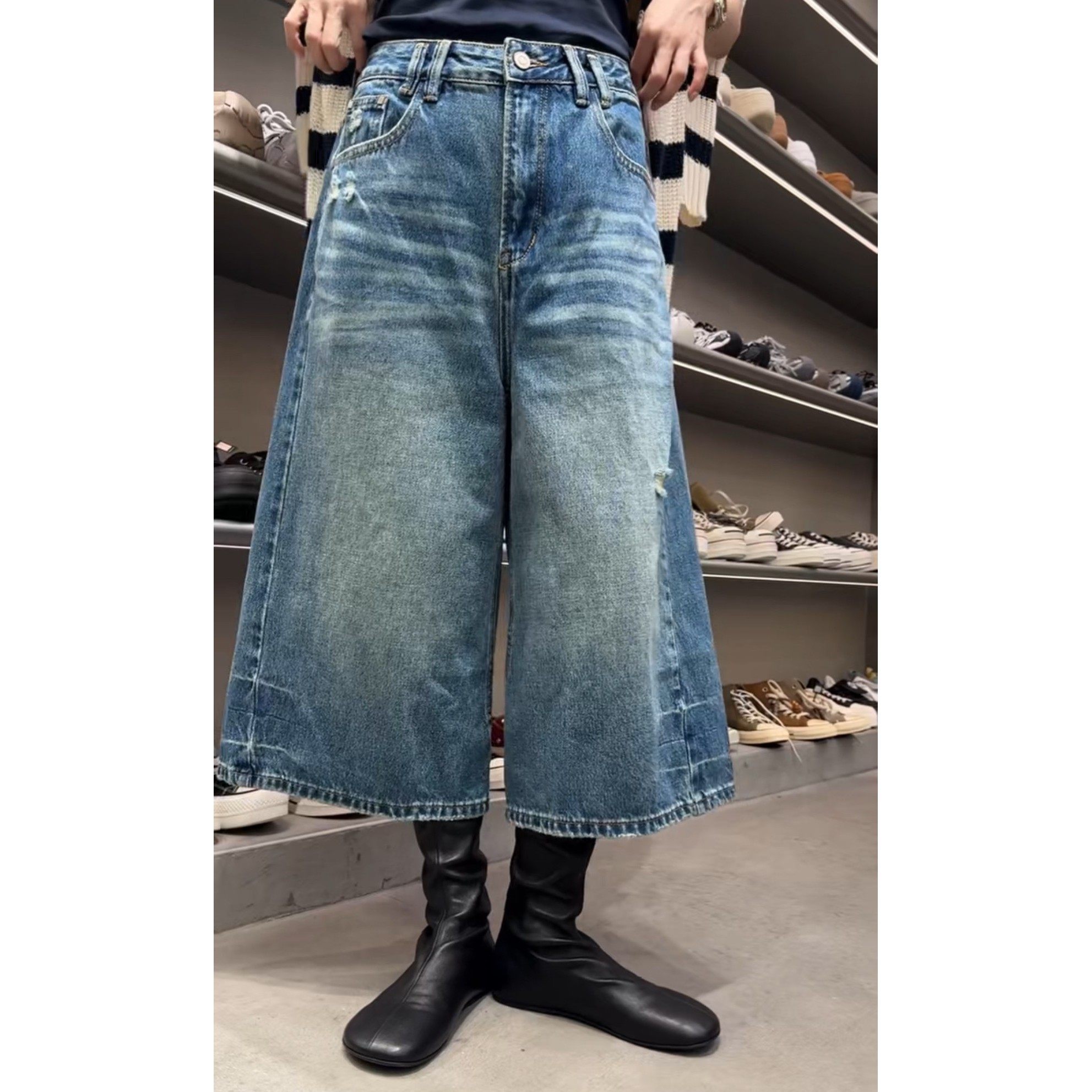 秒发诗歌兰女装2025秋款95223百搭潮流水洗感磨破八分阔腿牛仔裤