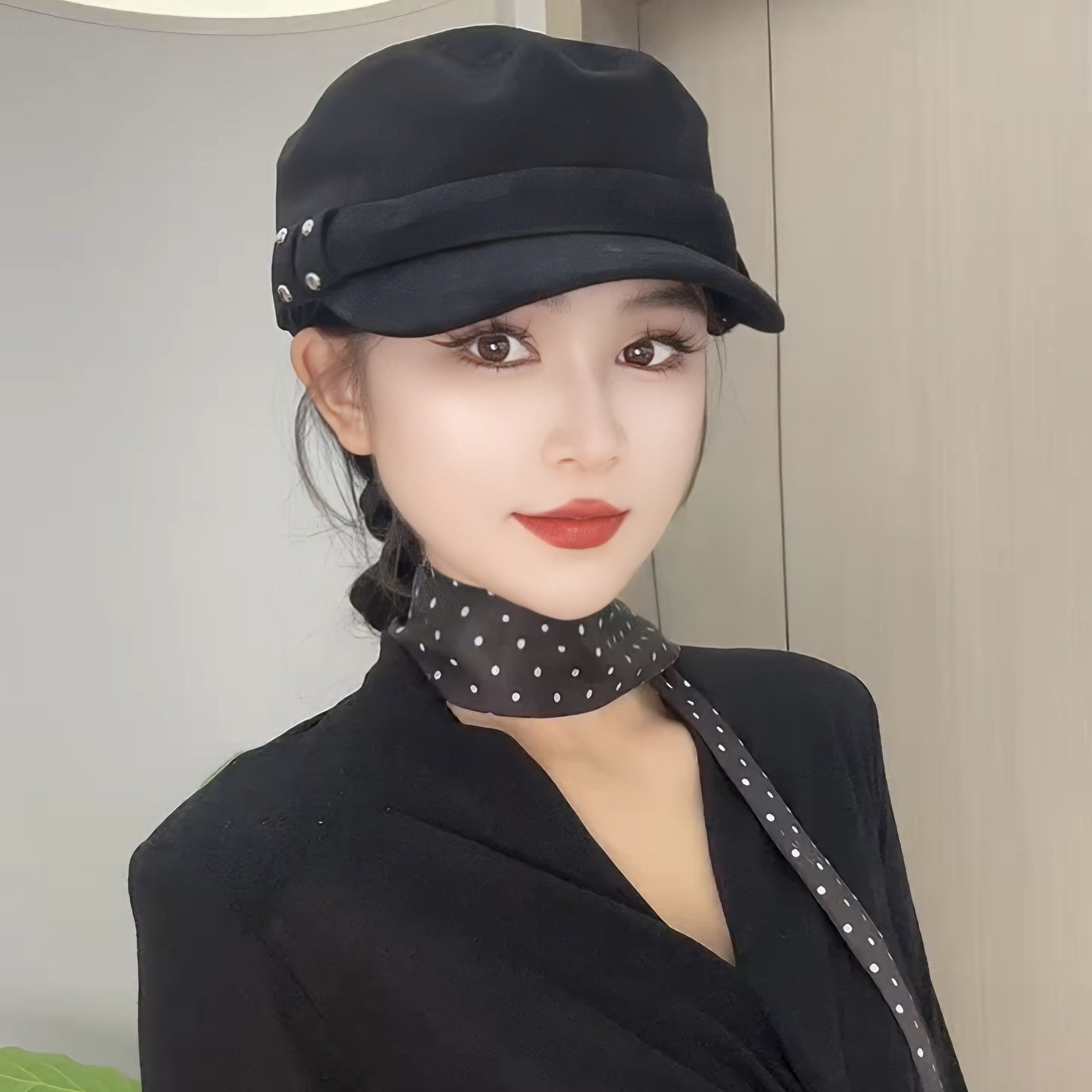 复古麂皮绒平顶鸭舌帽子女秋冬新款韩版百搭时尚柳钉显脸小马术帽,服饰配件/皮带/帽子/围巾,帽子,淘宝优惠券,粉丝福利购,淘宝优惠卷