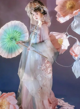 春樱唐制刺绣齐胸儒裙汉服女