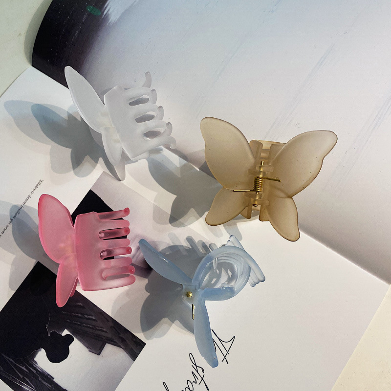 早春ins风蝴蝶发夹磨砂果冻招蜂引蝶抓夹韩国优雅气质鲨鱼夹头饰