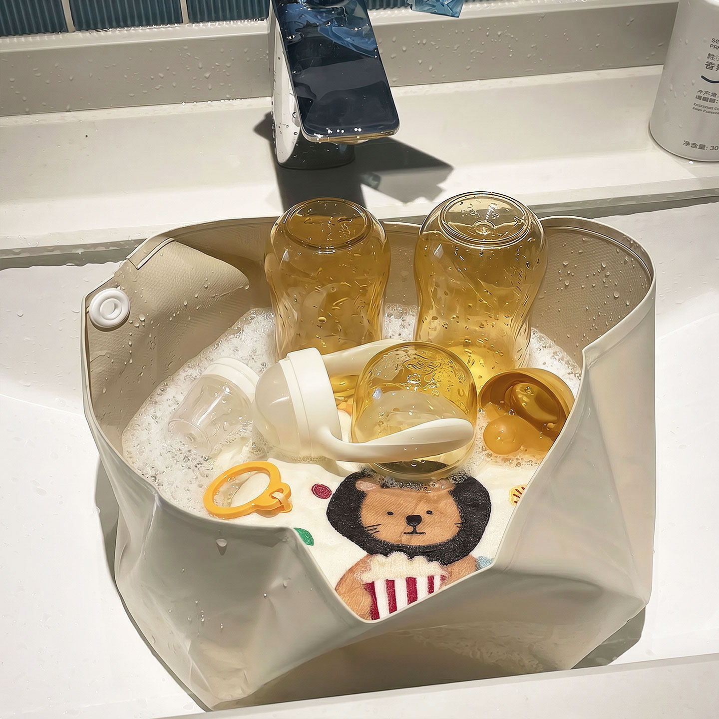 婴儿旅行神器~奶瓶盆宝宝外出用品清洗折叠水盆便捷式洗衣服脸盆