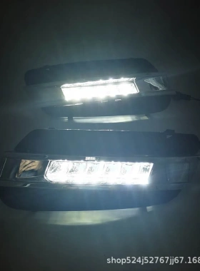 适用于奔驰05-08款ML级老款ML350 300 500 550专用LED日行灯改装