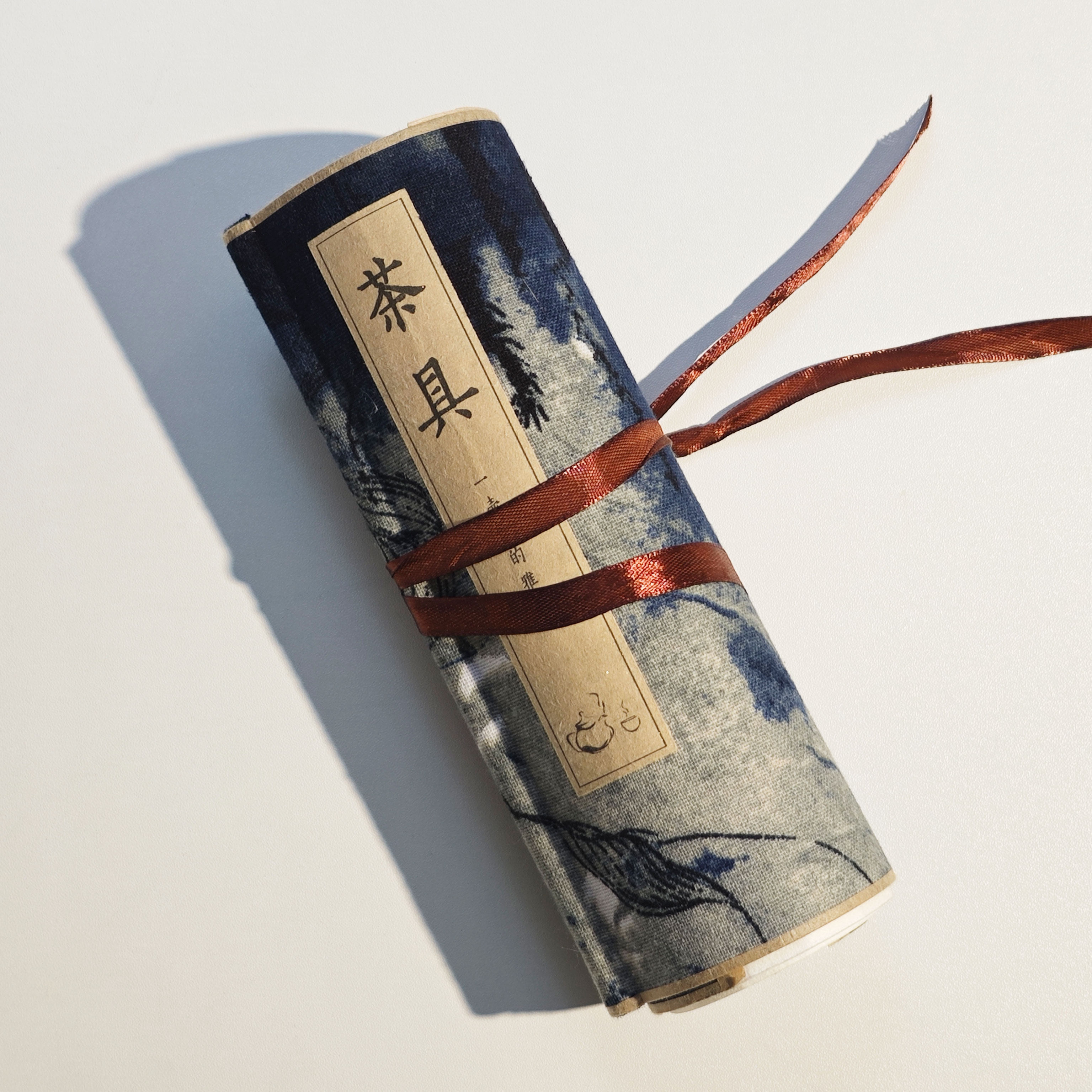 龙鳞卷装订·《茶具》茶文化茶具书房雅器高端礼物书籍