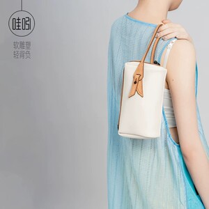 哇吲小众设计师手提斜挎女包