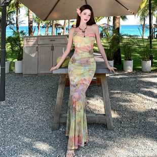 2025新款 超仙度假風油畫連衣裙女夏收腰顯瘦包臀裙旅游長裙 法式