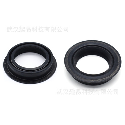 适用日产途乐前内轴油封套件Nissan Patrol Y60 Y61 303752-KIT