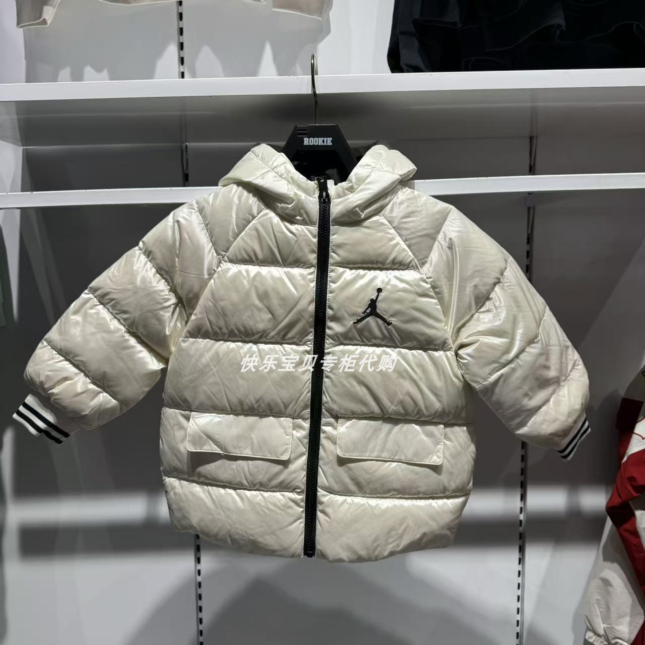 特价JORDAN乔丹正品冬款女童AJ白色中长款保暖羽绒服JD2342024