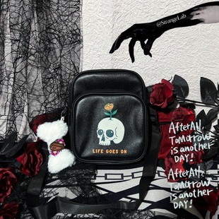 仅75个-浪漫灰烬-出口小众暗黑印花斜挎单肩包哥特骷髅玫瑰小包
