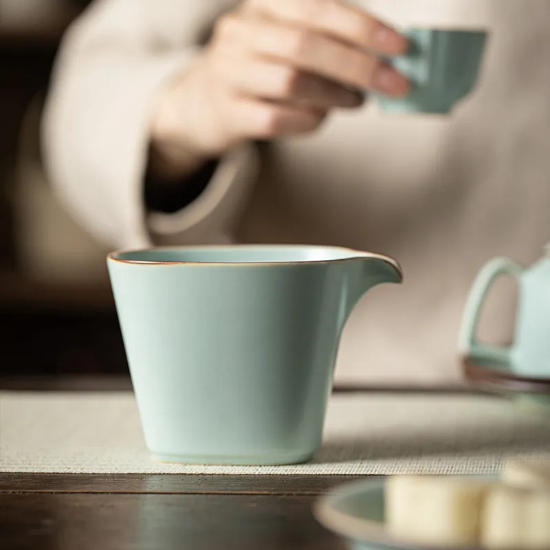 天青色汝窑开片冰裂釉公道杯大号公杯茶海分茶器功夫茶具陶瓷匀杯