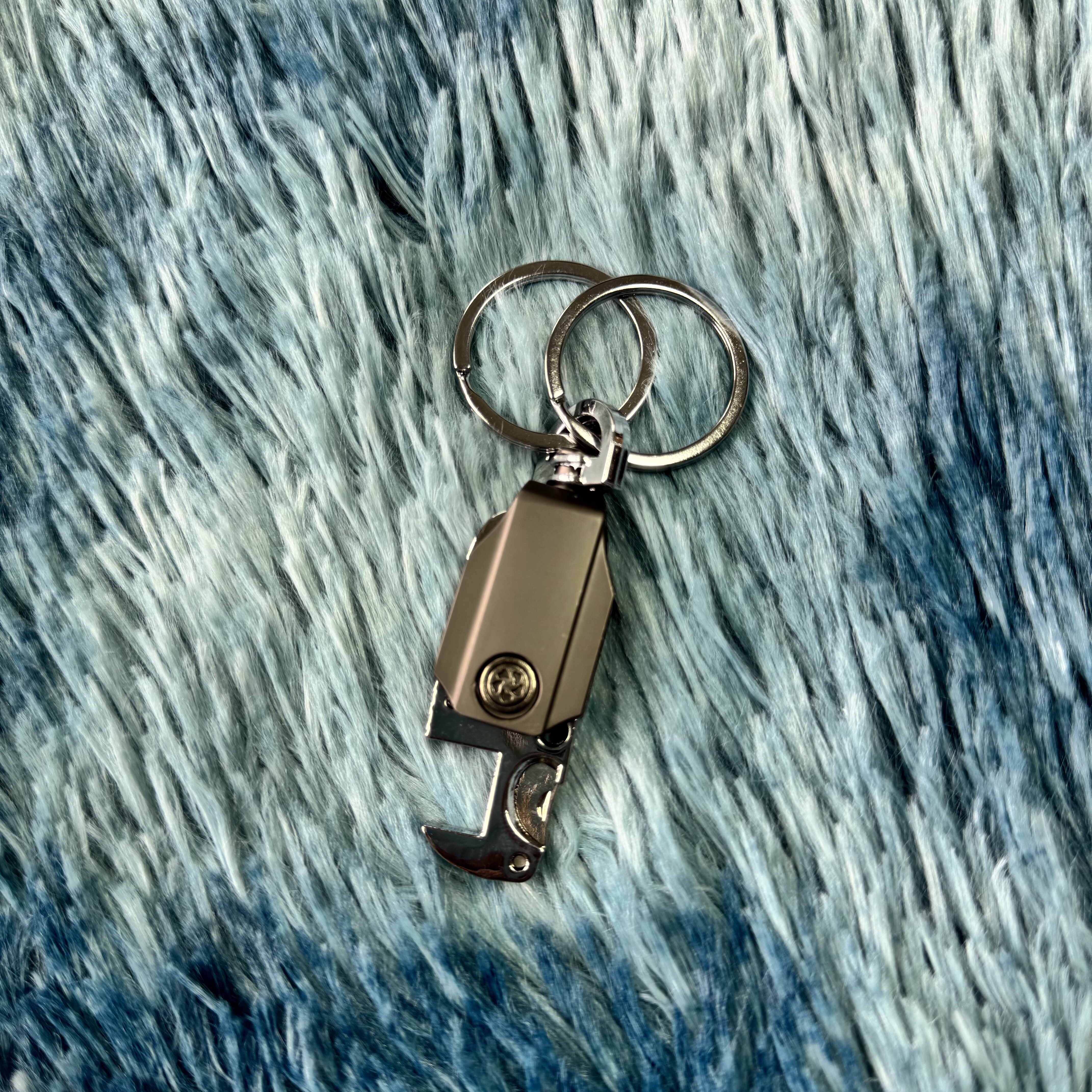 多功能金属指尖陀螺钥匙扣开瓶器 小刀 手机支架挂件 裸机