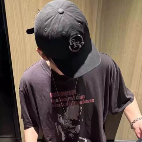 富士山ERD忧郁富二代24SS新款标语刺绣水洗做旧鸭舌帽黑粉双色帽