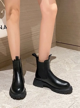 粗跟短靴女2023秋冬季新款ins潮休闲舒适百搭英伦风复古烟筒靴
