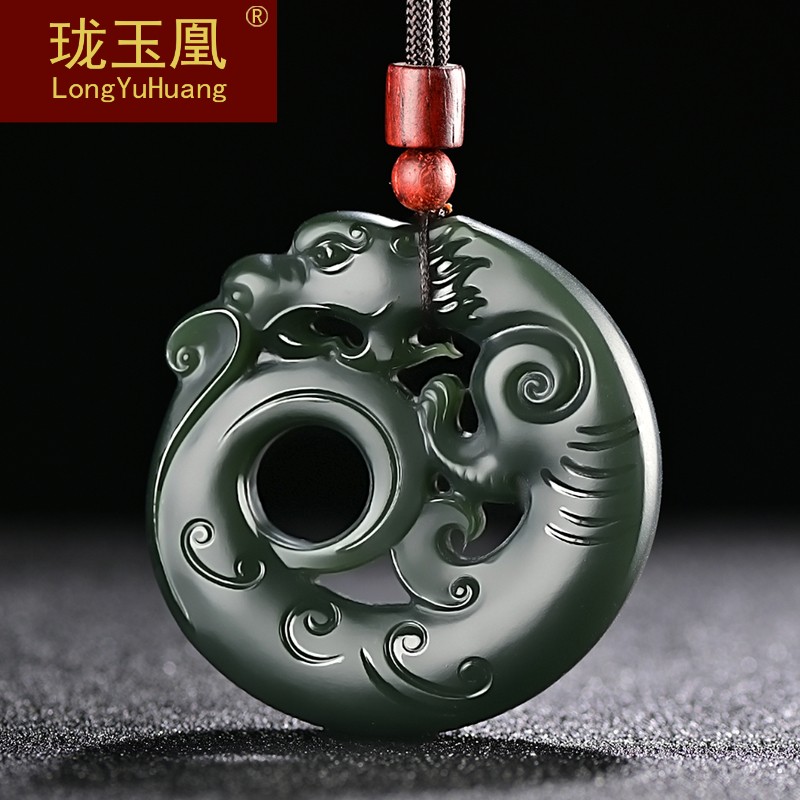和田玉雕刻：传统与创新的完美结合