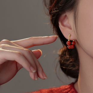 ACC红玛瑙耳环999银女本命年轻奢高级2026马新年小众耳钉过年耳饰