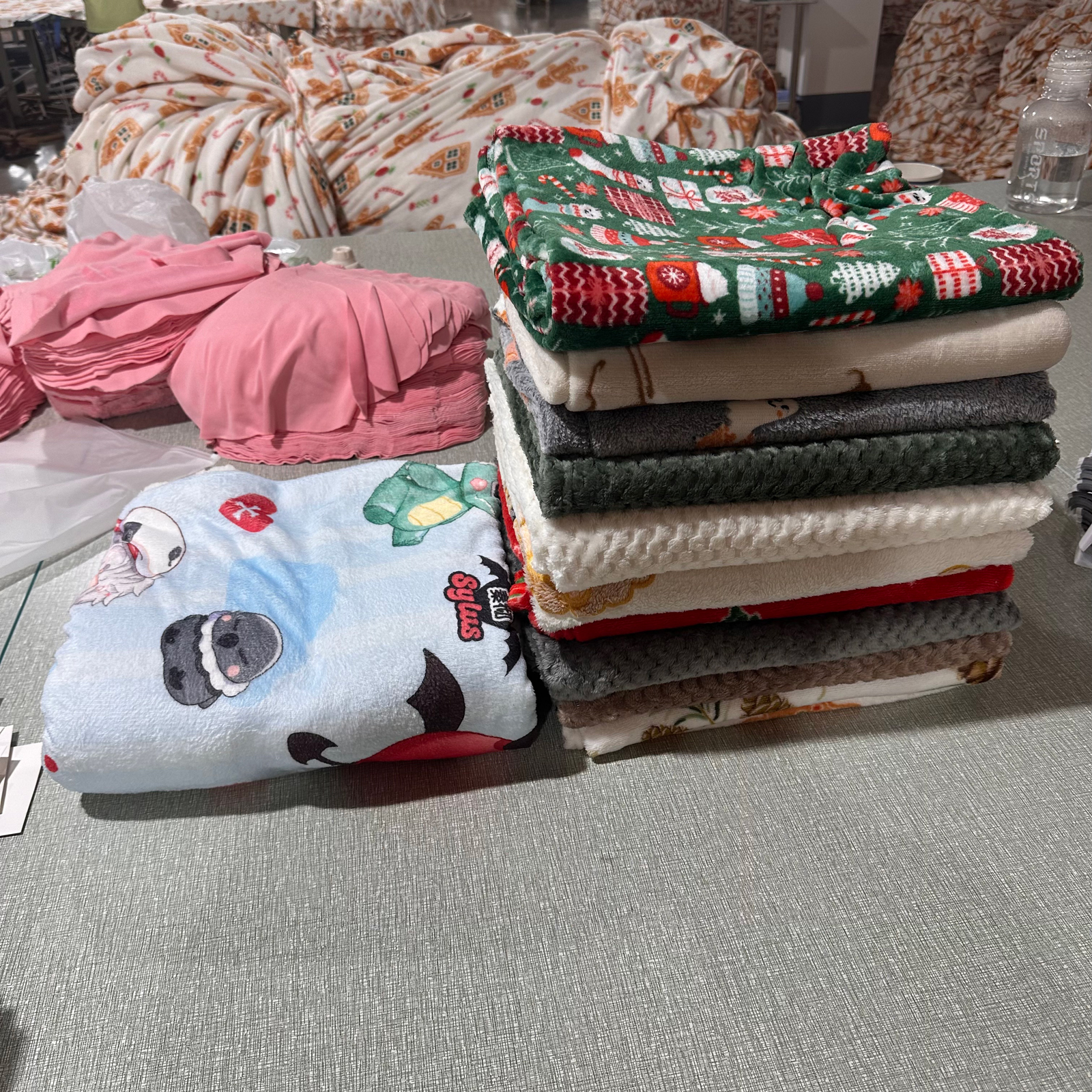 微瑕疵毛毯特价清仓法兰绒珊瑚绒毛毯午休毯宿舍毯空调毯外贸尾货