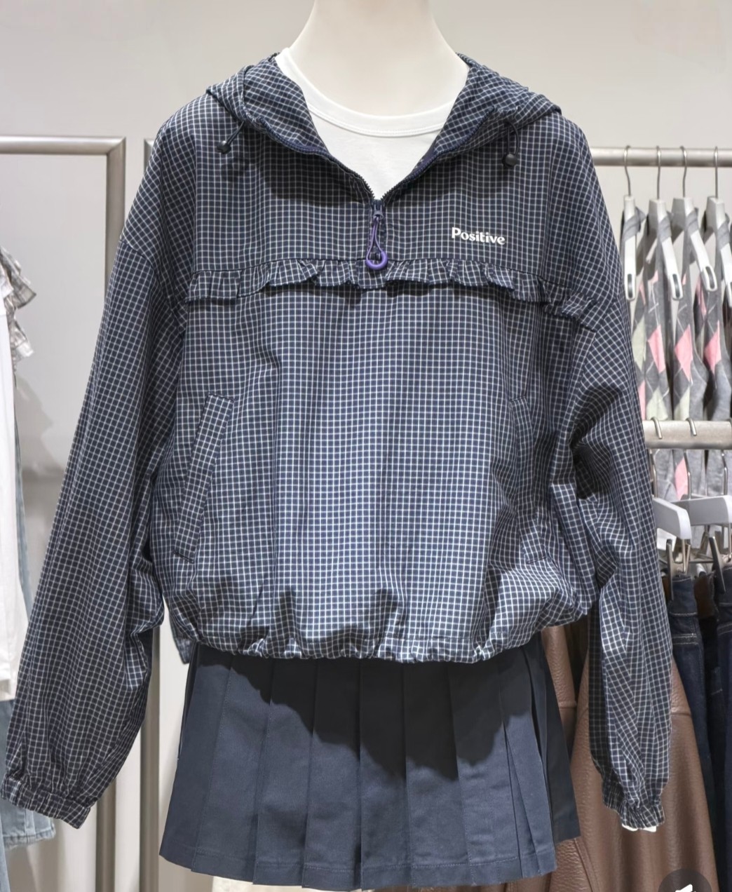 VM NY NB UR2026春学院风减龄格纹连帽抽绳花边收腰短款外套上衣