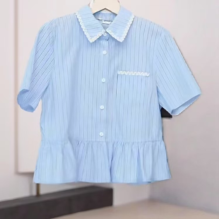 学院风条纹拼接蕾丝开襟衬衫