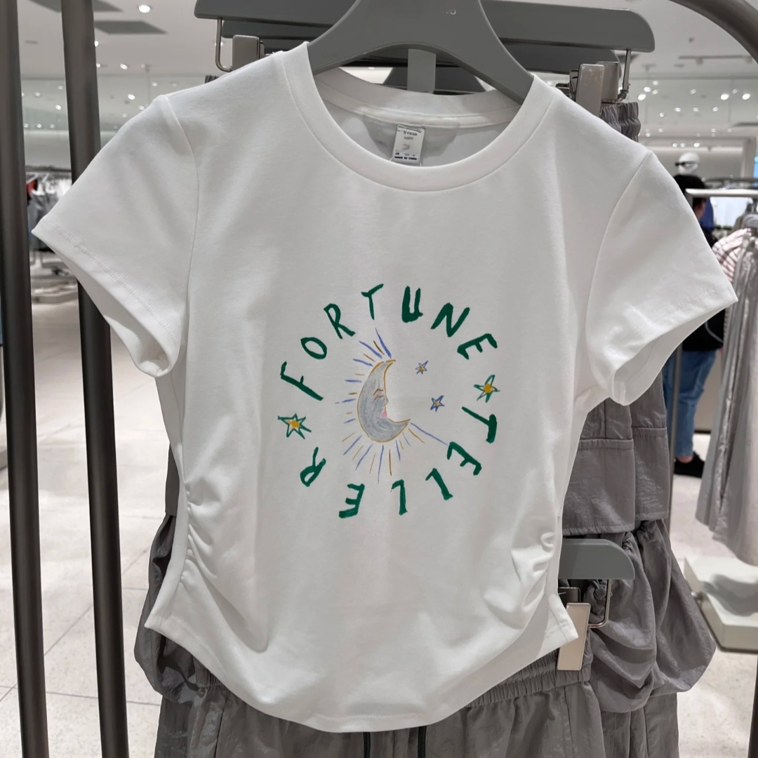 VM NY NB UR2025夏甜美减龄月亮印花褶皱收腰短袖T恤衫上衣女ins