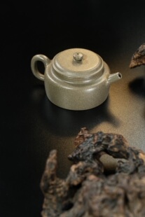 宜兴紫砂壶全手工青降坡德钟壶260CC家用紫砂泡茶壶功夫茶具 闪购