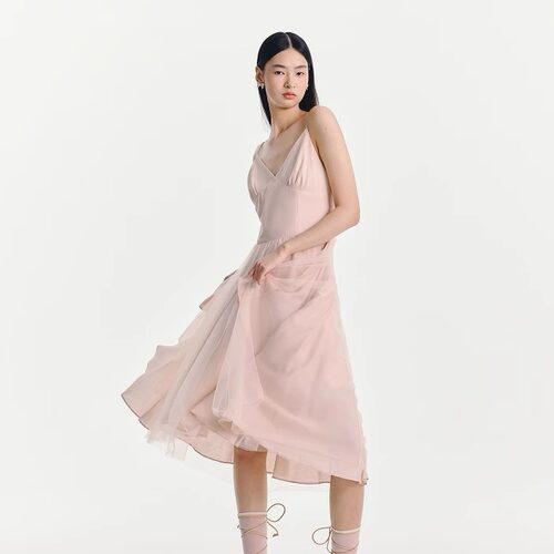 赵露思同款 ESTER HSU 25SS量感两侧飘纱拼接吊带连衣裙