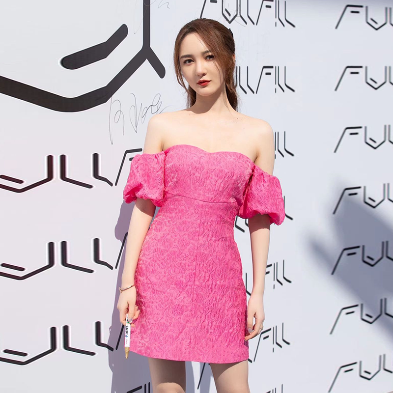 【xs】aone by wong靳梦佳冯青同显白玫红泡泡袖抹胸连衣裙