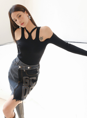 木兰 DION LEE 黑色露肩100%美丽浓羊毛针织衫GCDS牛仔半裙