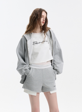 Three Quarters 25SS灰色烫钻新年图案连帽卫衣时尚卫衣外套女