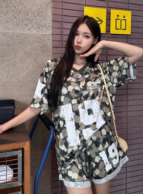 SOFITTE 25SS春夏新款绿色迷彩猫头印花V领球衣短袖T恤短裤