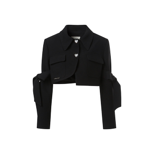 La Freedom 官方旗舰店 设计感蝴蝶结绑带小西装字母链条多折半裙