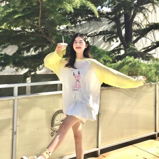 黄色撞色线条小猫T恤 2025SS Andrea Martin