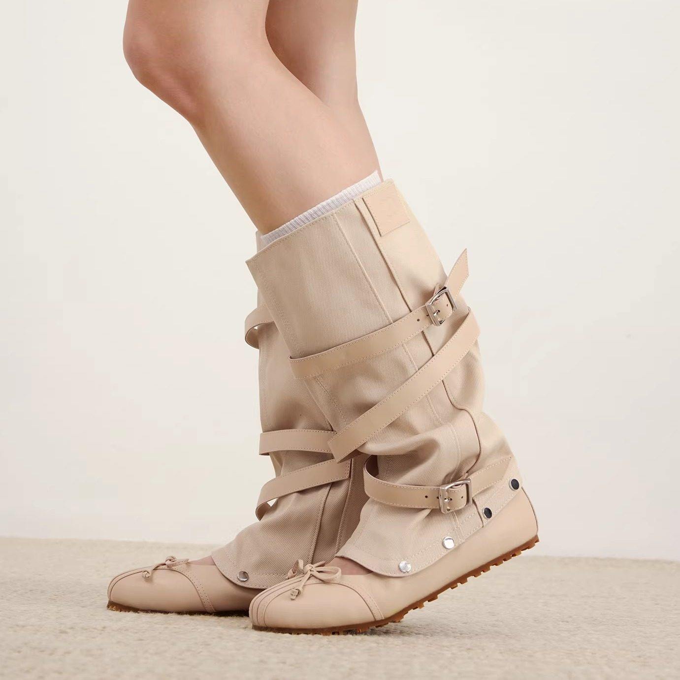 lost in echo 26春夏新款 高级牛皮手工拼接解构异形薄底足球鞋