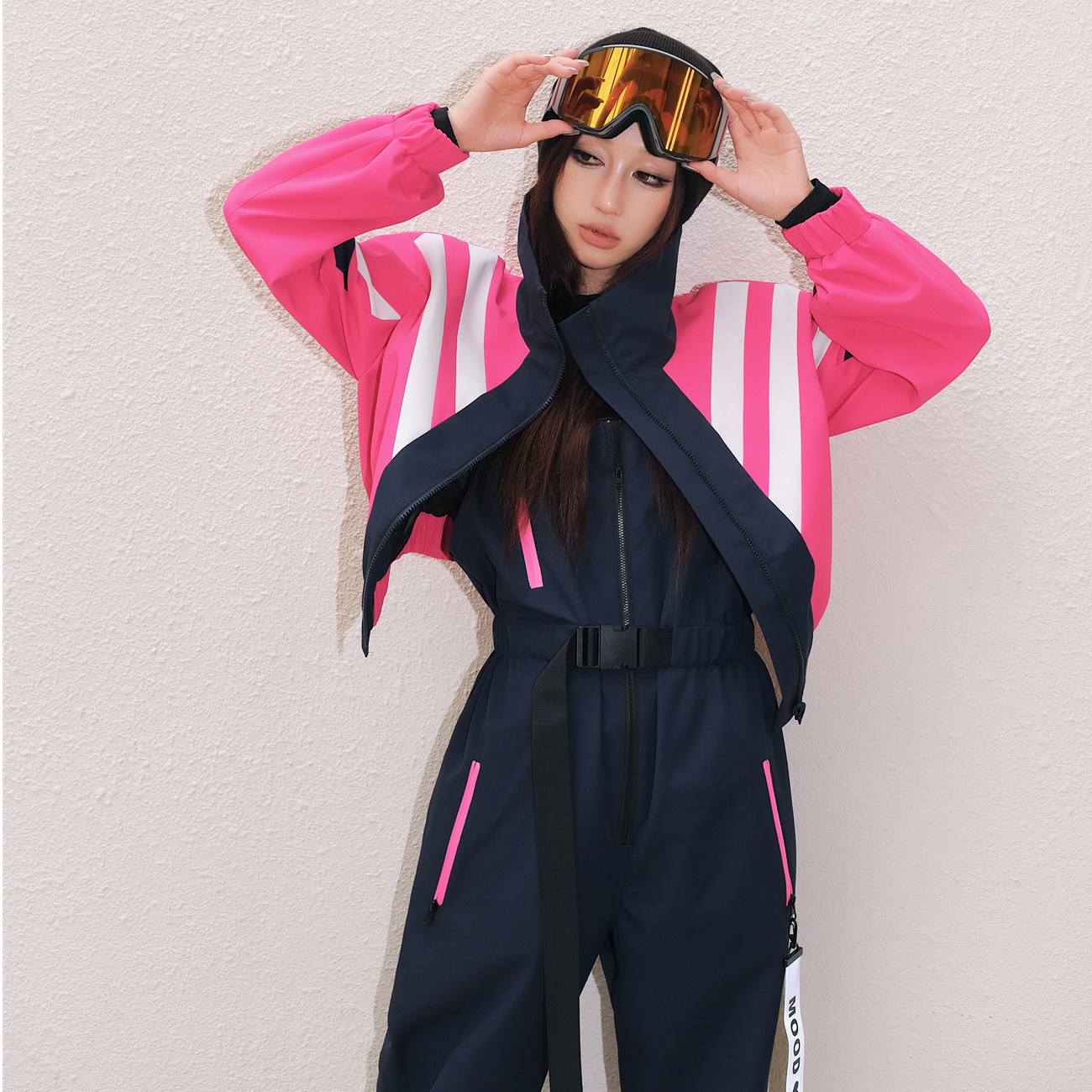 MOOD X MIURA LEISURE系列2026秋冬新款撞色高领滑雪服背带滑雪裤