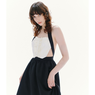 2024秋冬新款 HSU ESTER 挂脖露背撞色连衣裙白色百搭 折