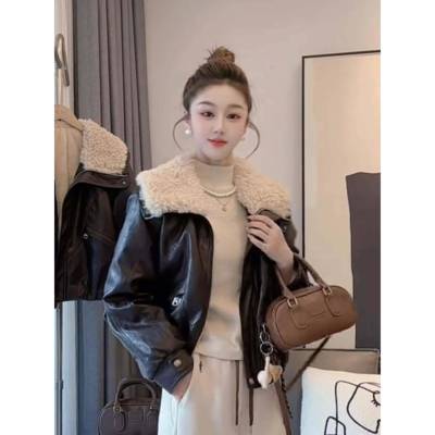 秋冬新款大SOO翻领绒衣短外套皮女保暖时尚加减龄车酷飒机PU皮夹