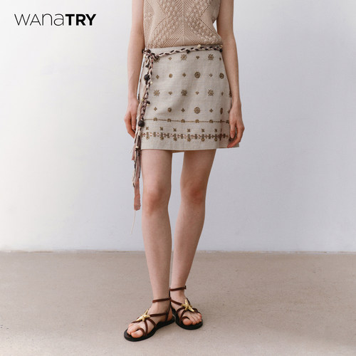 wanatry燕麦色老钱钉珠亚麻短裙