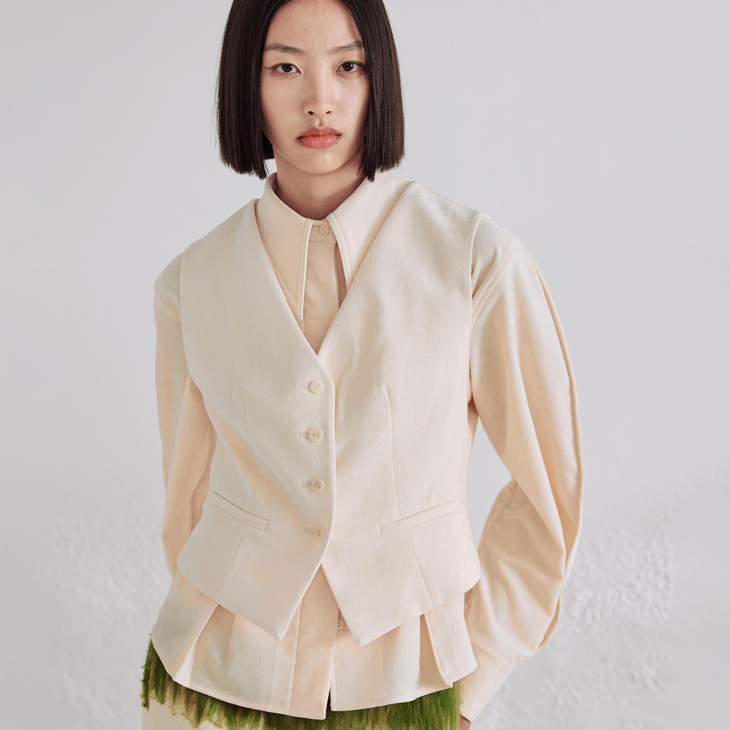 MAO MART原创｜极简收腰马甲女气质单排扣修身纯色V领短款上衣