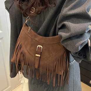 今年流行国风流苏包包女2025新款韩版时尚百搭托特包单肩斜挎包女