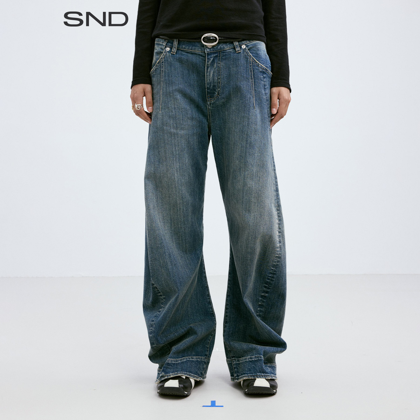 SNDPF26扭转分割牛仔长裤女款图片